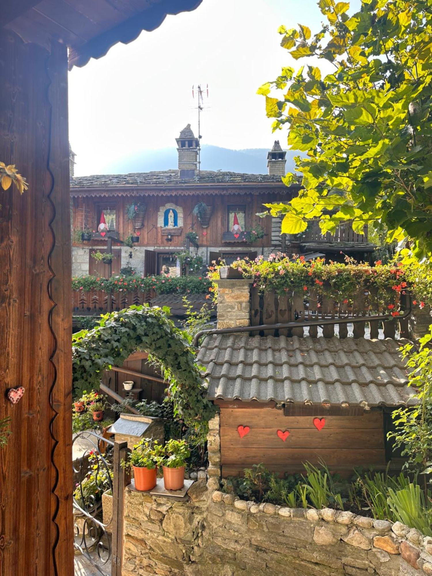 La Maison De Julie 普雷圣迪迪埃 外观 照片